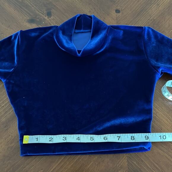 Capezio Skatewear Girls Deep Blue Velour Crop Top Girls Size Int. (Small) - Picture 7 of 7